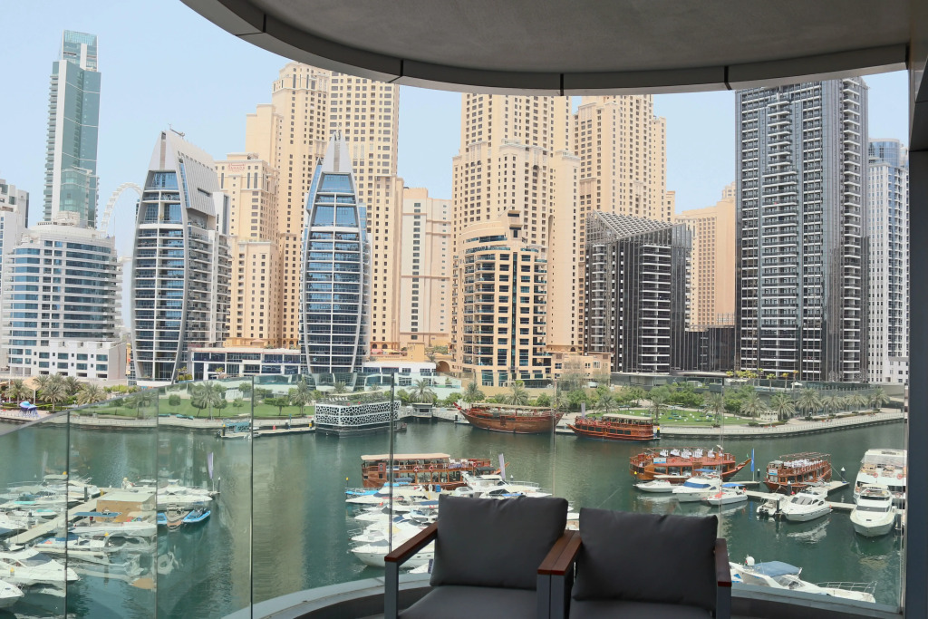 Casa Royale Vacation Homes - 1BR with Full Marina View