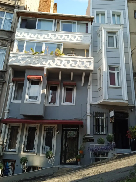Taksim Landhouse Hotel Central Studio 1 Min to Taksim
