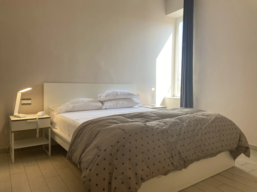 Up Hotel