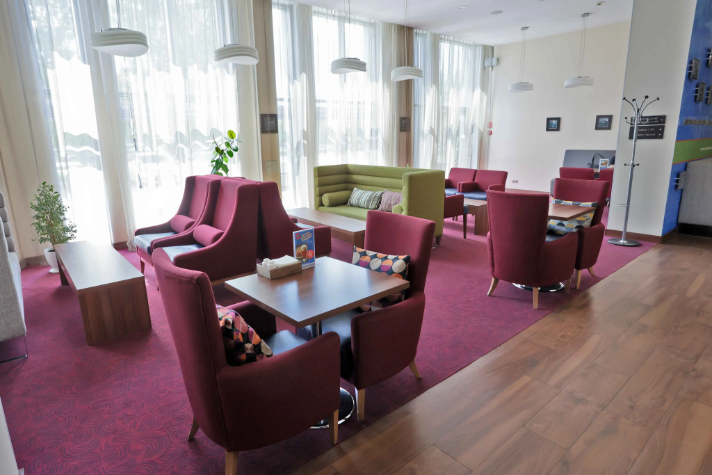 Отель Hampton by Hilton Уфа