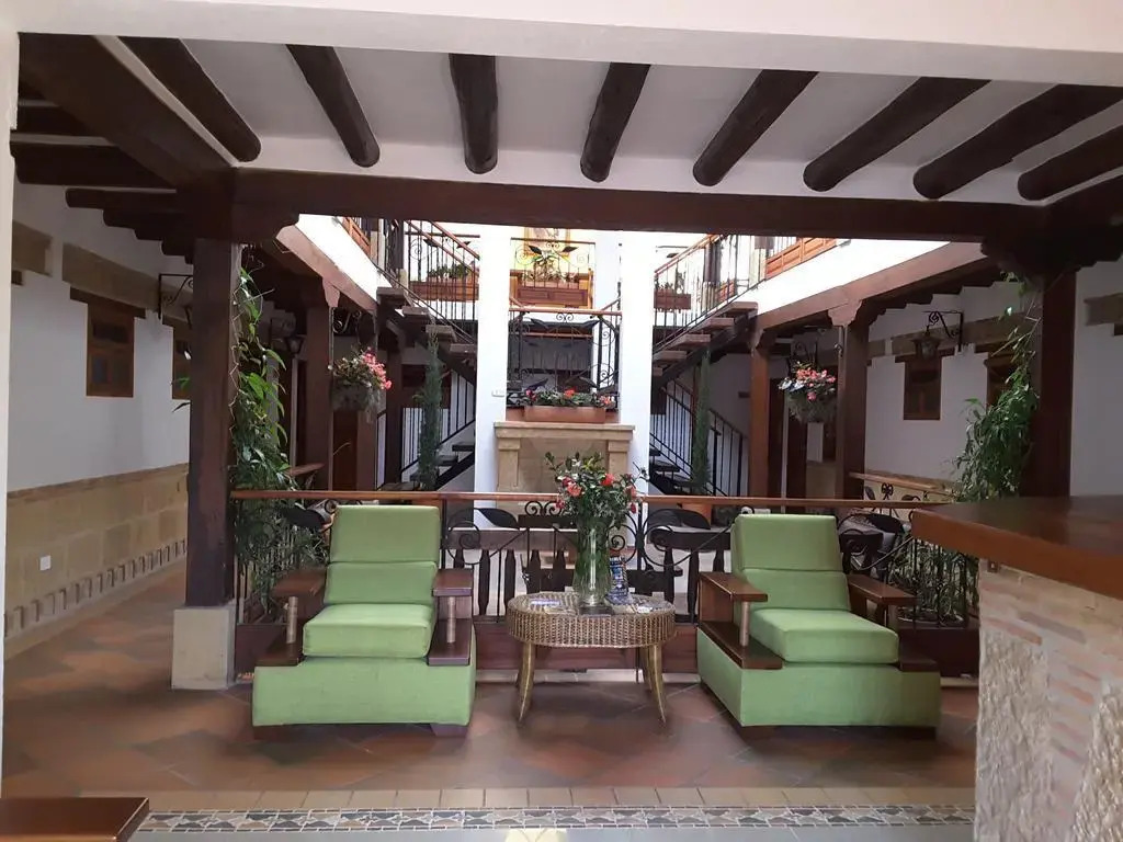 Отель Jardines de la Villa