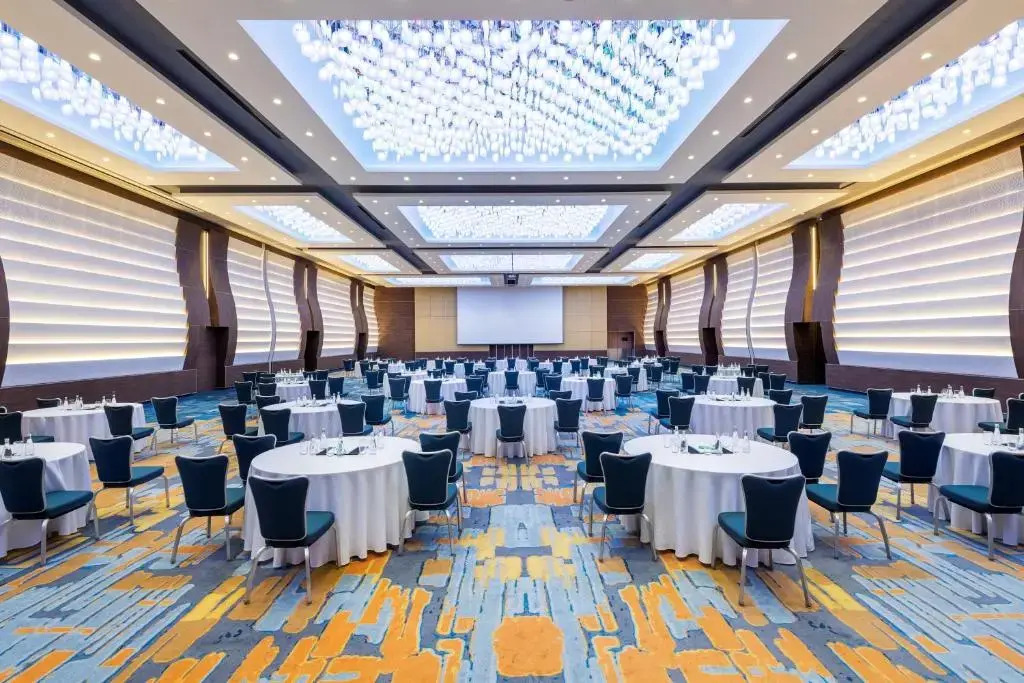 Holiday Inn - Doha - The Business Park by IHG