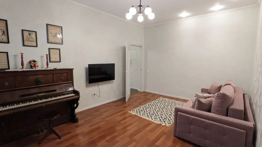 LovelyHome39| Двухкомнатная Арт-квартира в районе Амалиенау