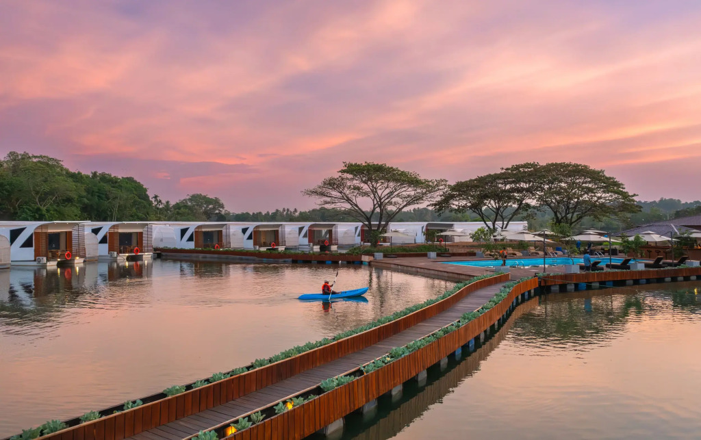 Bolagala Agro Floating Resort