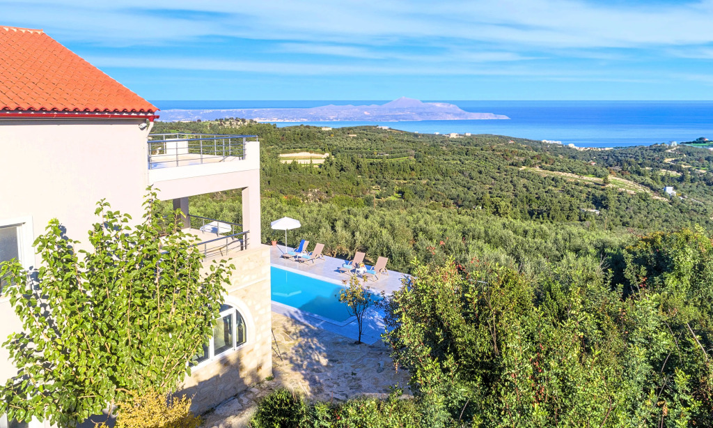 Вилла Cretan Family Villa Heated Pool
