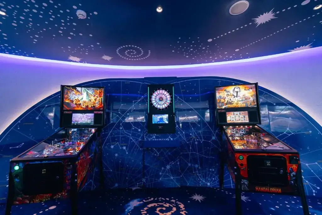 Отель Grande Centre Point Space Pattaya