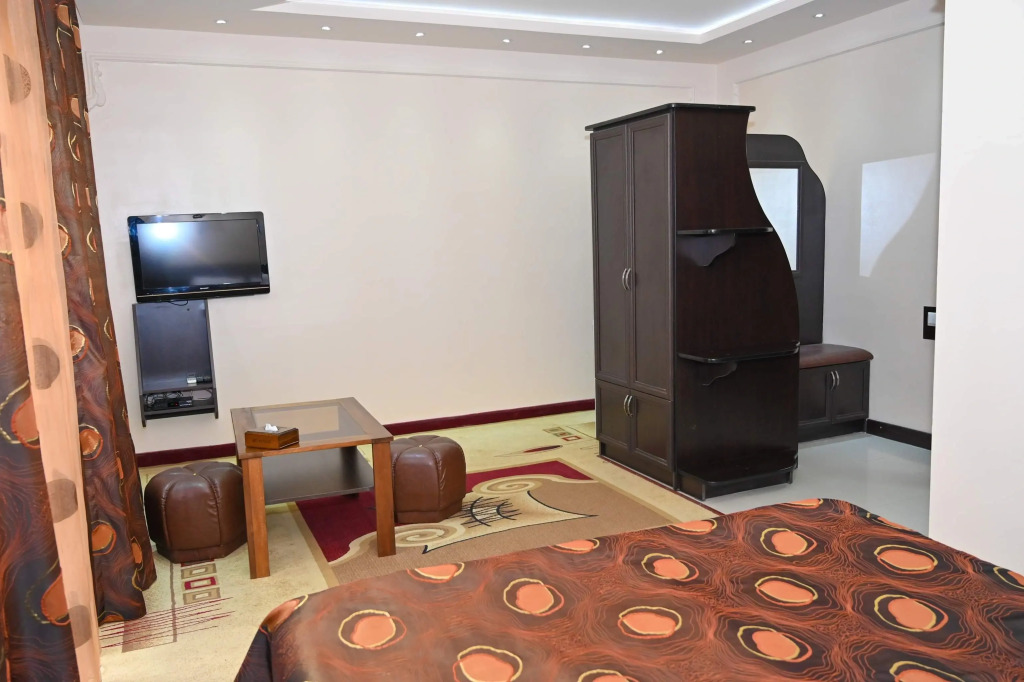 Mayisyan Kamurj Hotel