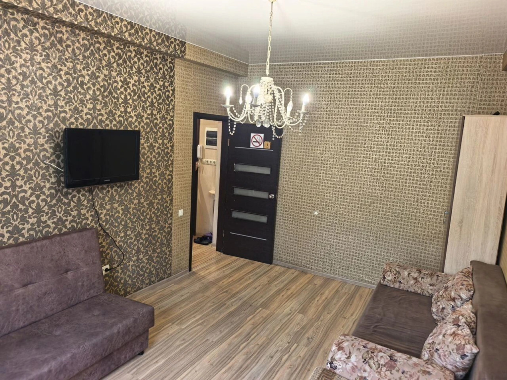 Квартира на Ушинского 8