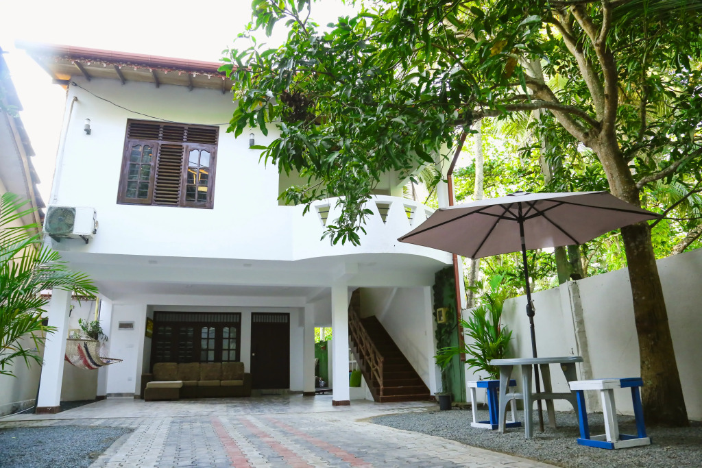 Eden Villa Hikkaduwa