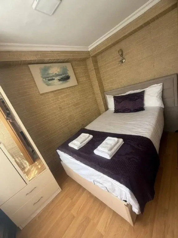 Апартаменты Bright 2BR Apt, 5 Min Walk to Taksim, 3 AC, Central Stay #A7