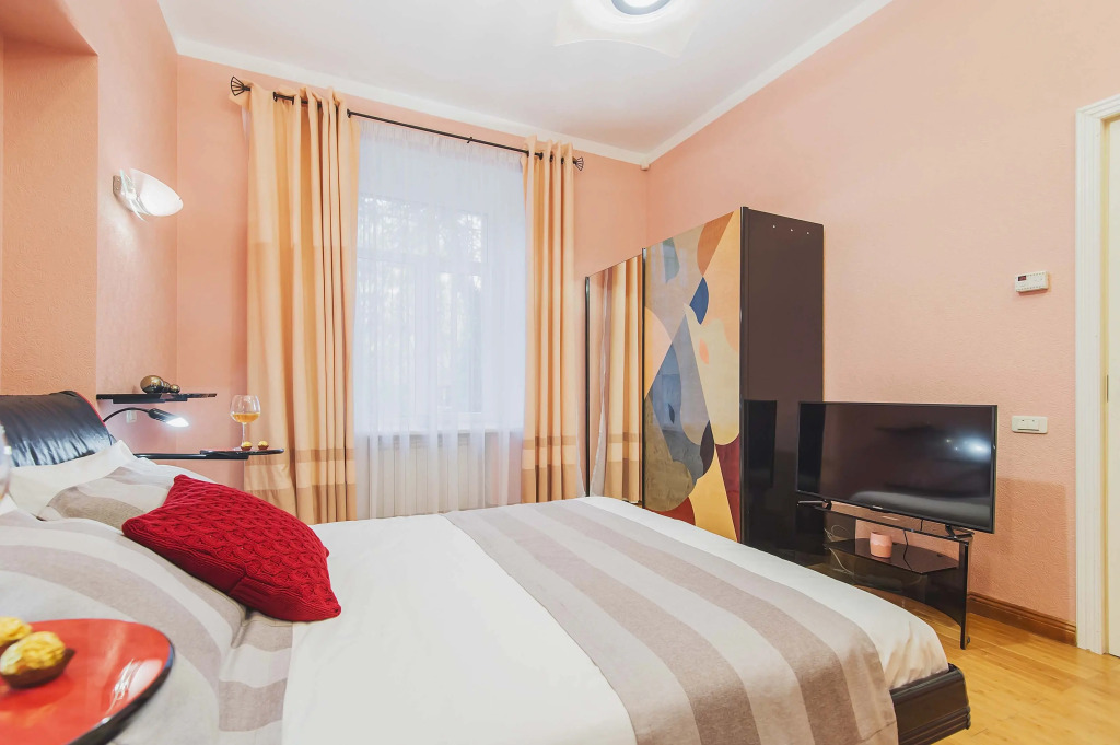 Квартира GM Apartments Дизайнерские 4-х комнатные у метро