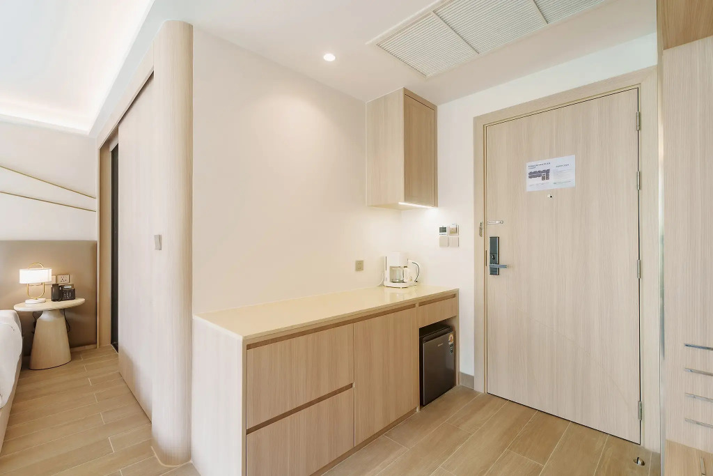 Апартаменты Pool View Condo 2204 Wyndham Garden Naithon Phuket