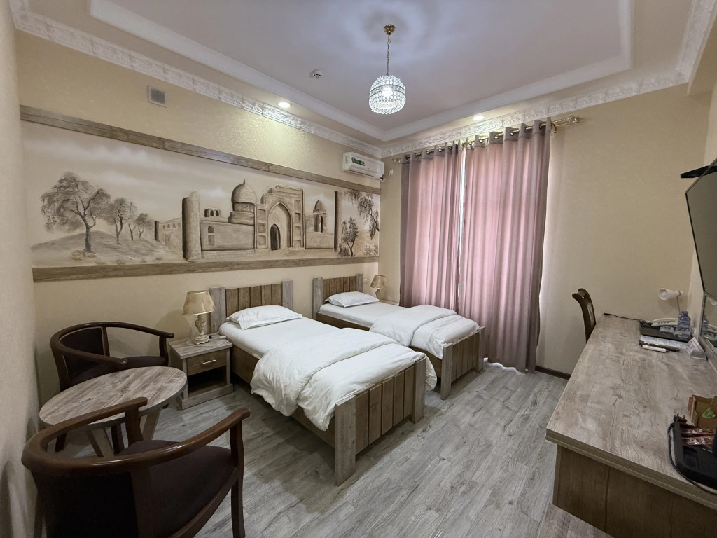 Ideal Hotel