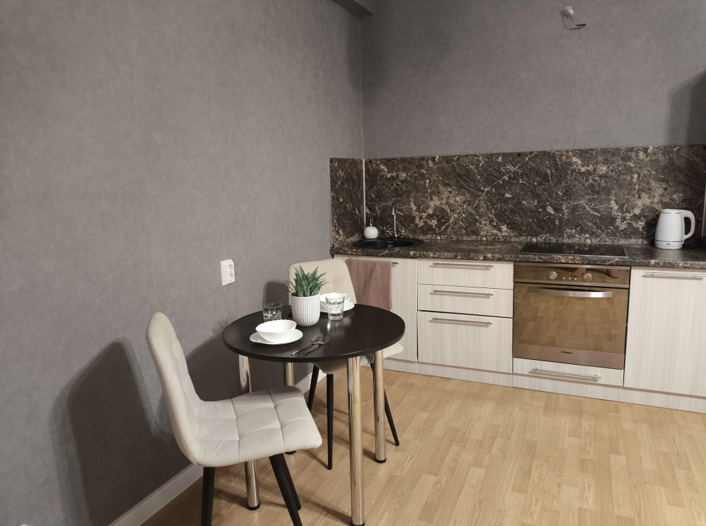 Квартира на Бейвеля 48