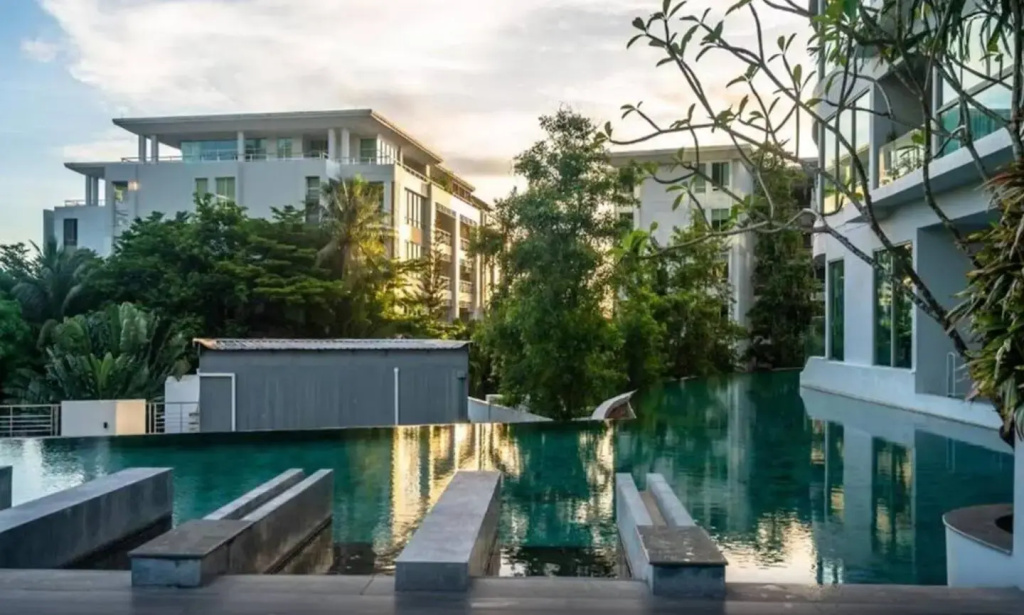 The Ark at Veloche Group by Lofty