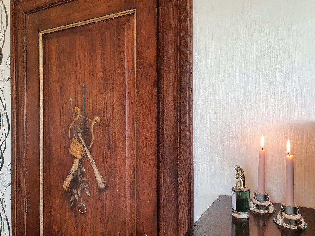 AELITA Apartment с массажным креслом