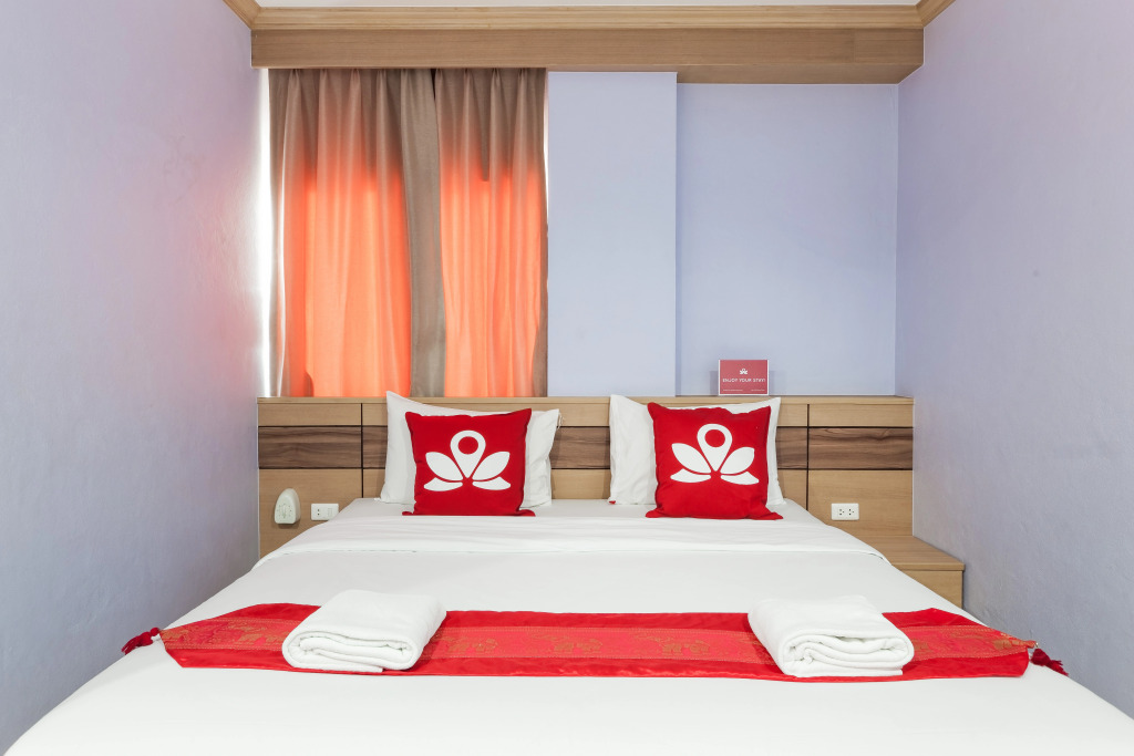 Отель ZEN Rooms Patong Soi Chuwong