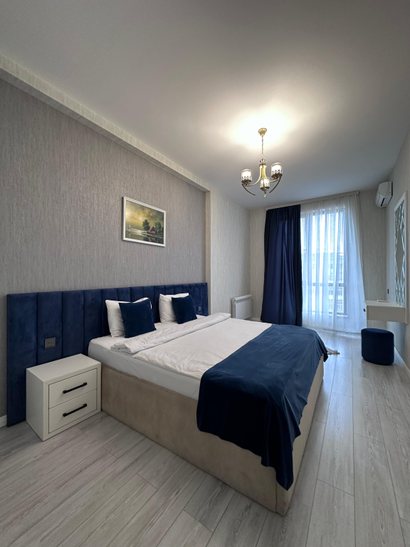 Golden Street Hotel