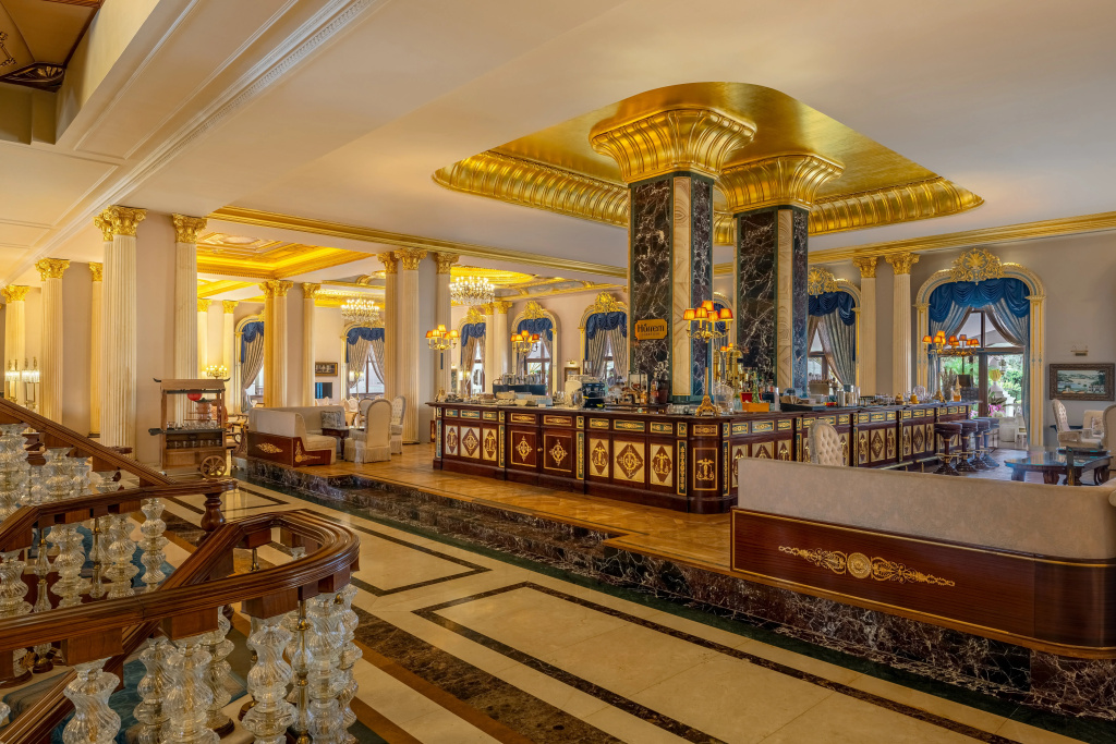 Mardan Palace