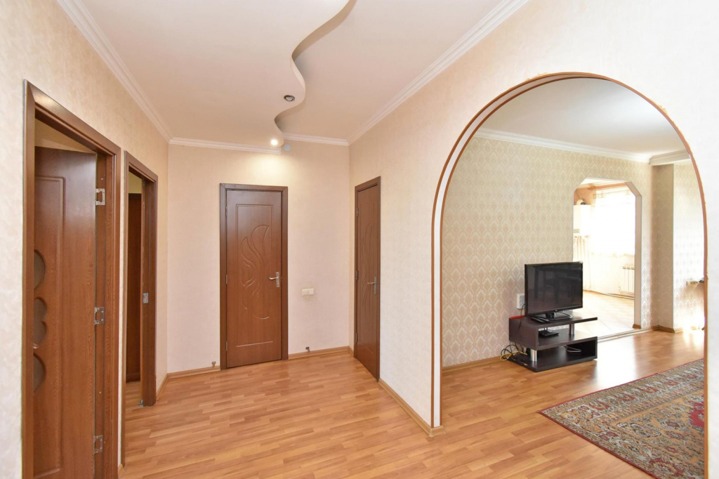 Апартаменты RentInnYerevan 15 Mesrop Mashtots Avenue
