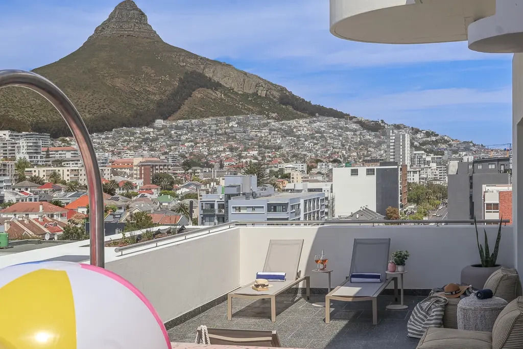 ONEHUNDRED on M - Fluent Serviced Apartments