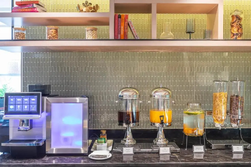 Отель Best Western Click Sathorn 11 Bangkok