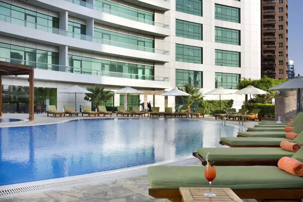 TIME Oak Hotel & Suites