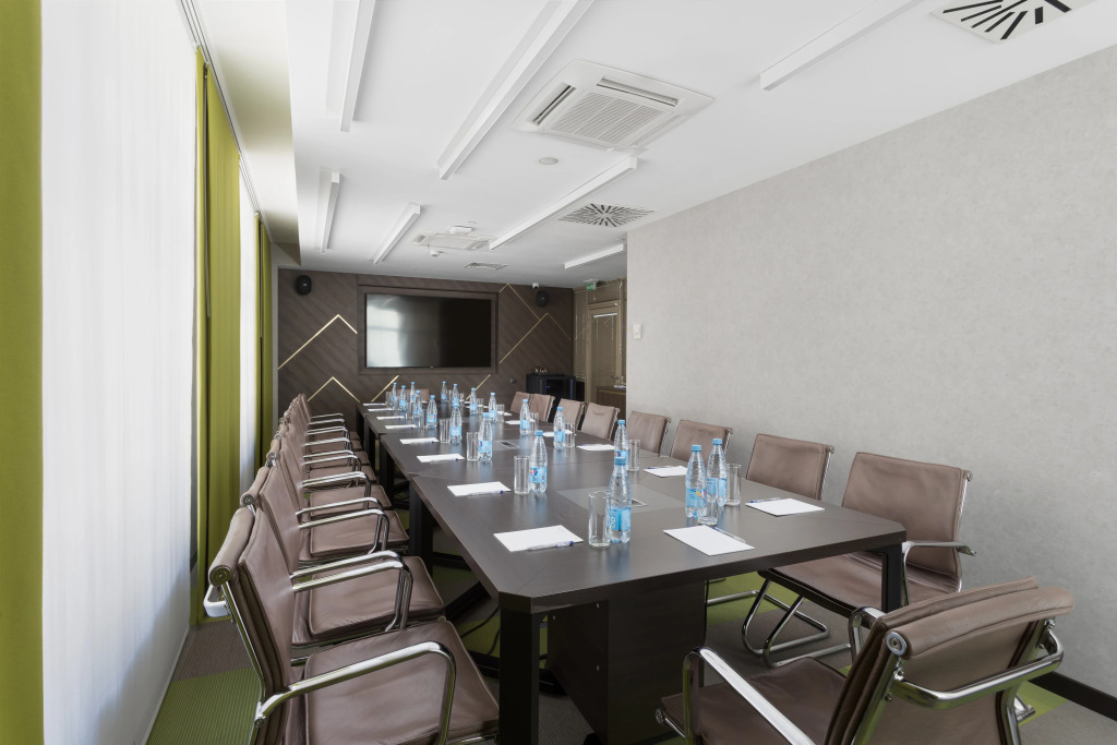 Отель Golden Tulip