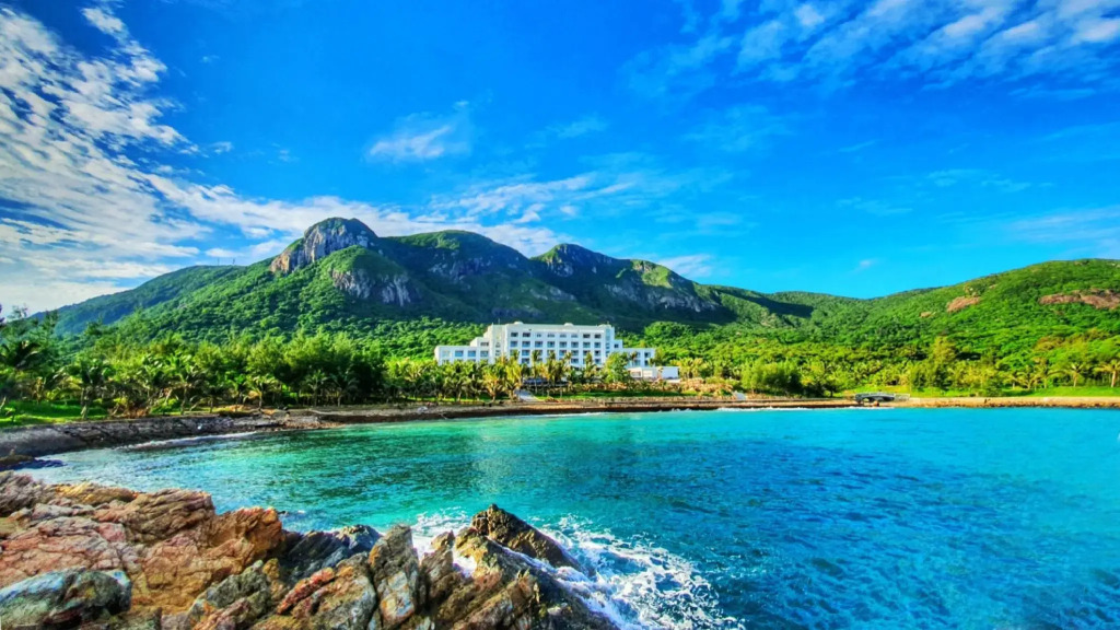 Отель Orson Hotel & Resort Con Dao