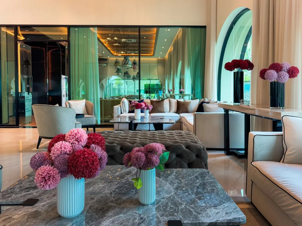 Квартира Luxury 2 bdr Title Legendary Bang Tao pool view