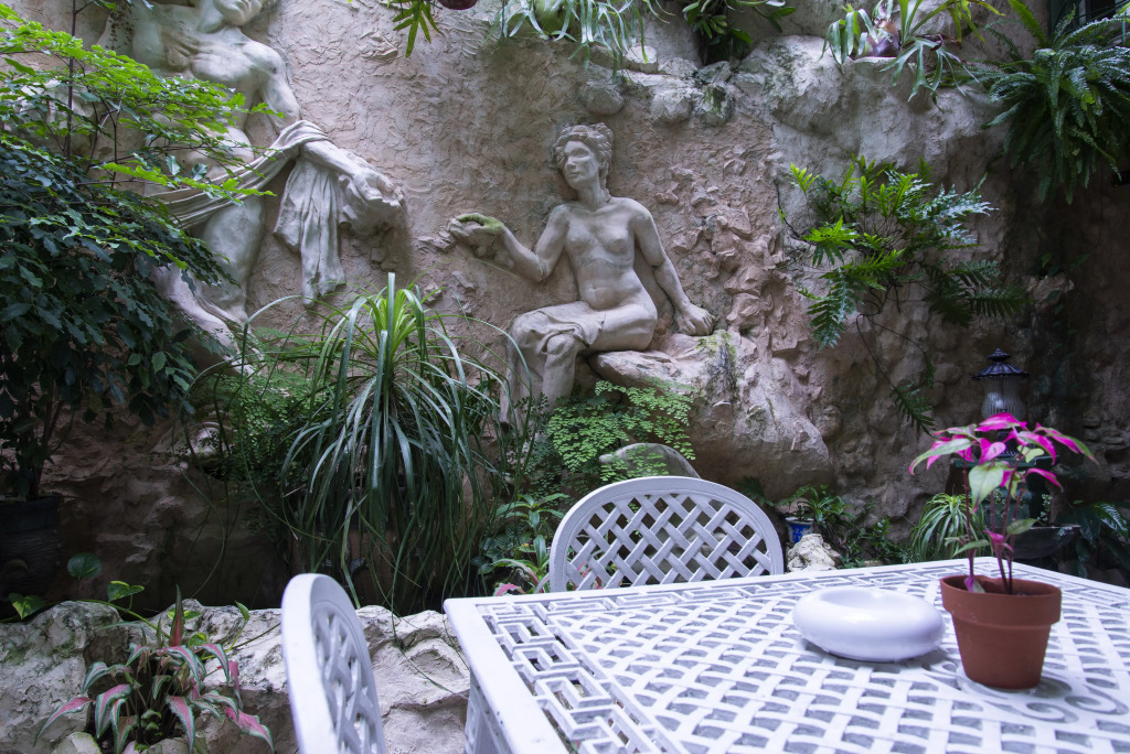 Мини-Отель Hostal Yakelyn