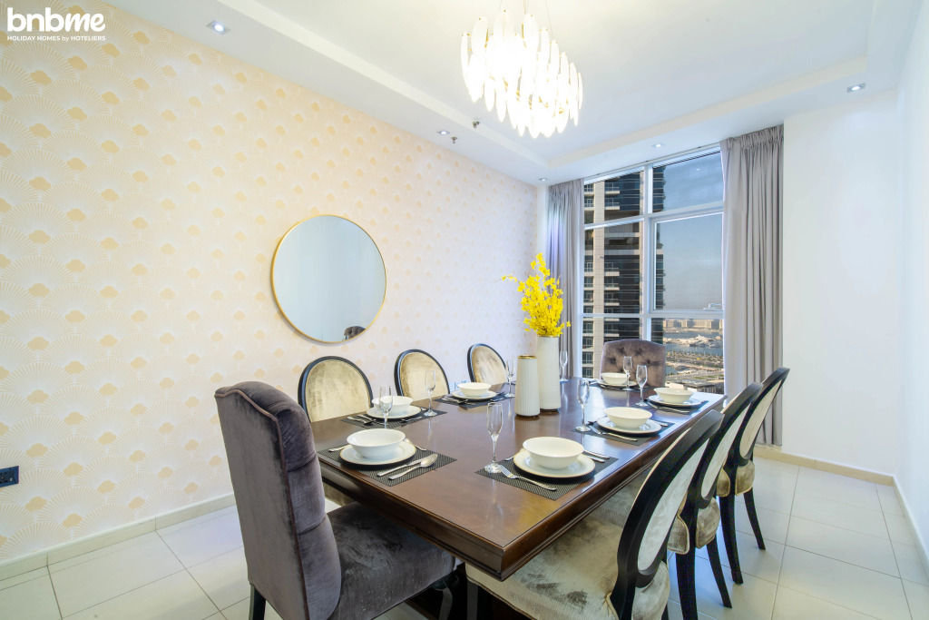 Апартаменты Luxury Penthouse with Marina and Sea Views|bnbme-2301