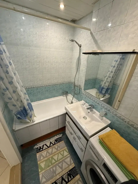 Квартира Трехкомнатная с балконом