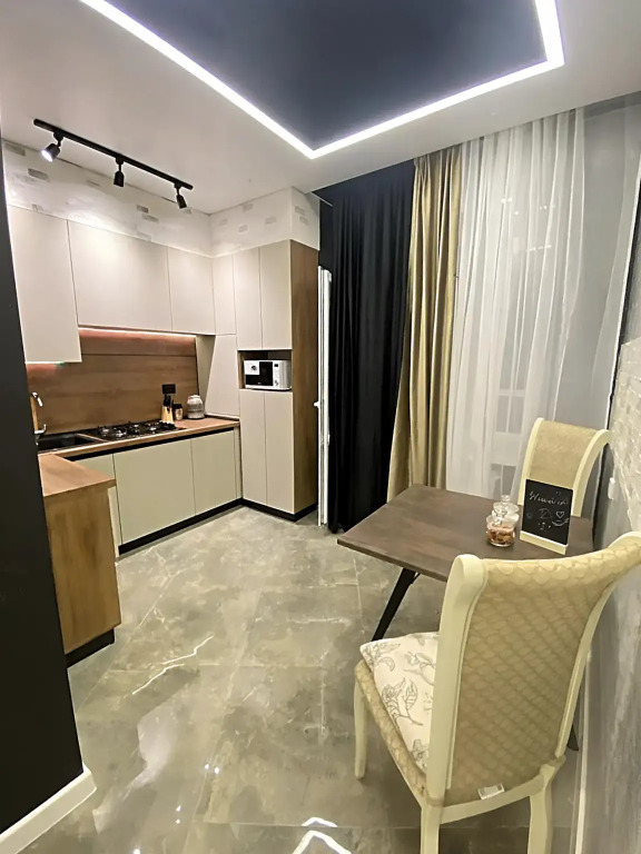 Квартира на Маргелова 7/2, 10эт (HouseVip26)