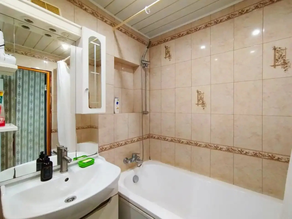 Квартира live in comfort на б-ре Строителей 3