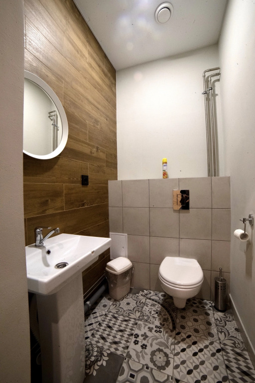 Vershina Hostel