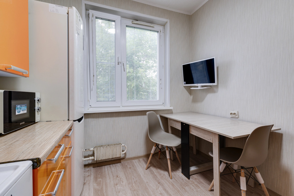Na Ul Dekabristov 21 Flat