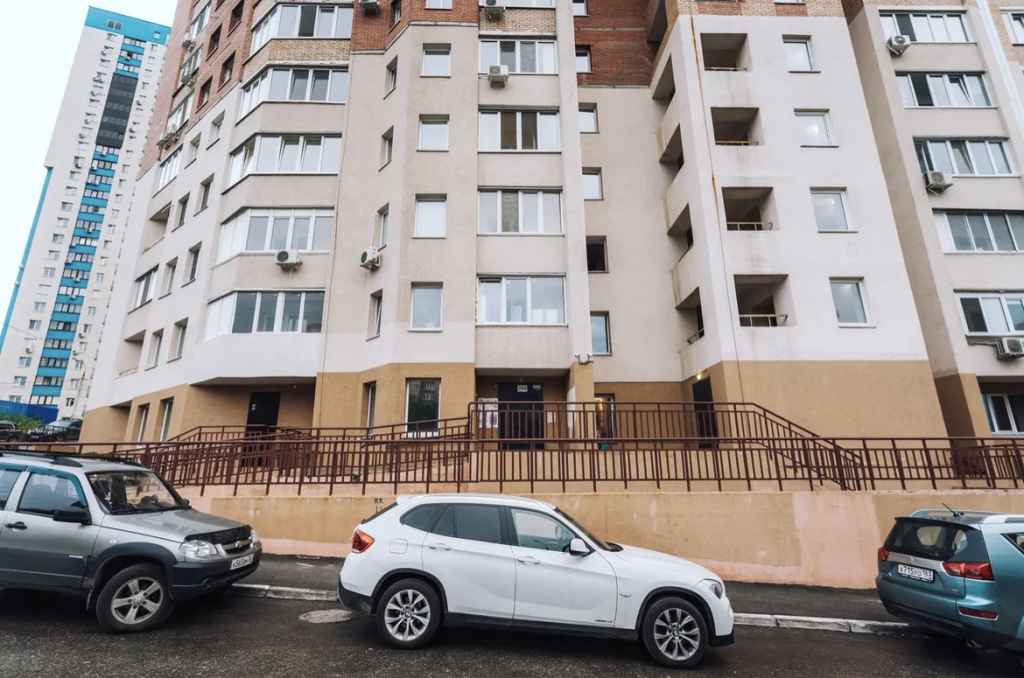 Уютные Апартаменты с Видом на реку Волгу (ул. 5 просека д.101)