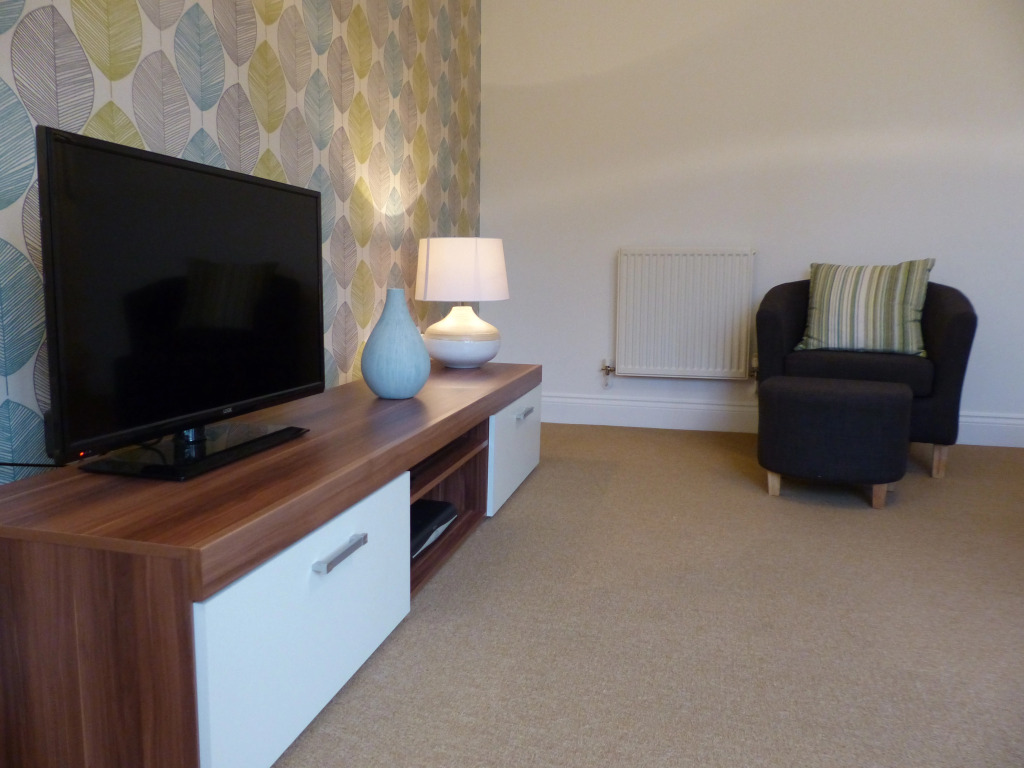 Basingstoke Apartments - St Raphael House, City Centre Charming Apartments