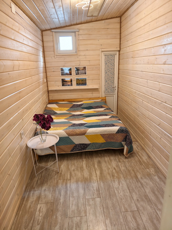 Частный дом Lux 130 кв.м в сосновом лесу на берегу озера в Рощино