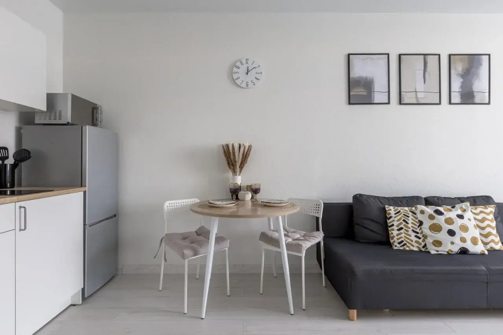 Апартаменты Черная лилия Studio ApartaMIA
