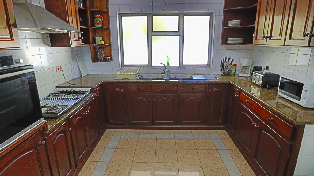 Beach View Villa - Beauvallon villas