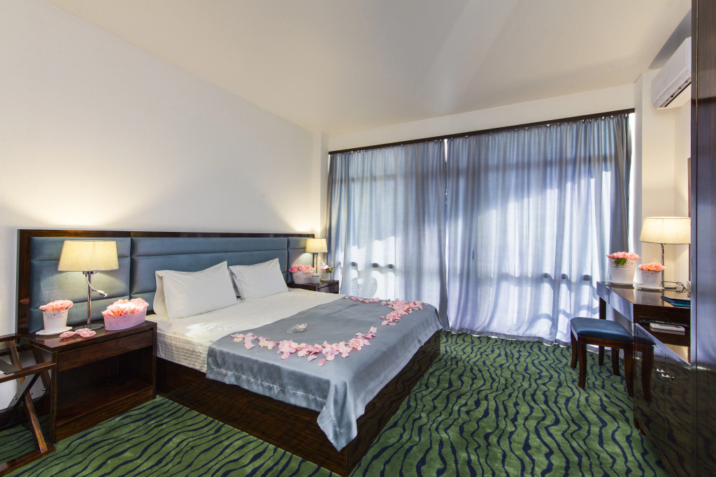 Sunrise Garden Hotel