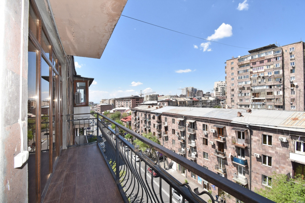 Апартаменты RentInnYerevan 106 Nalbandyan Street