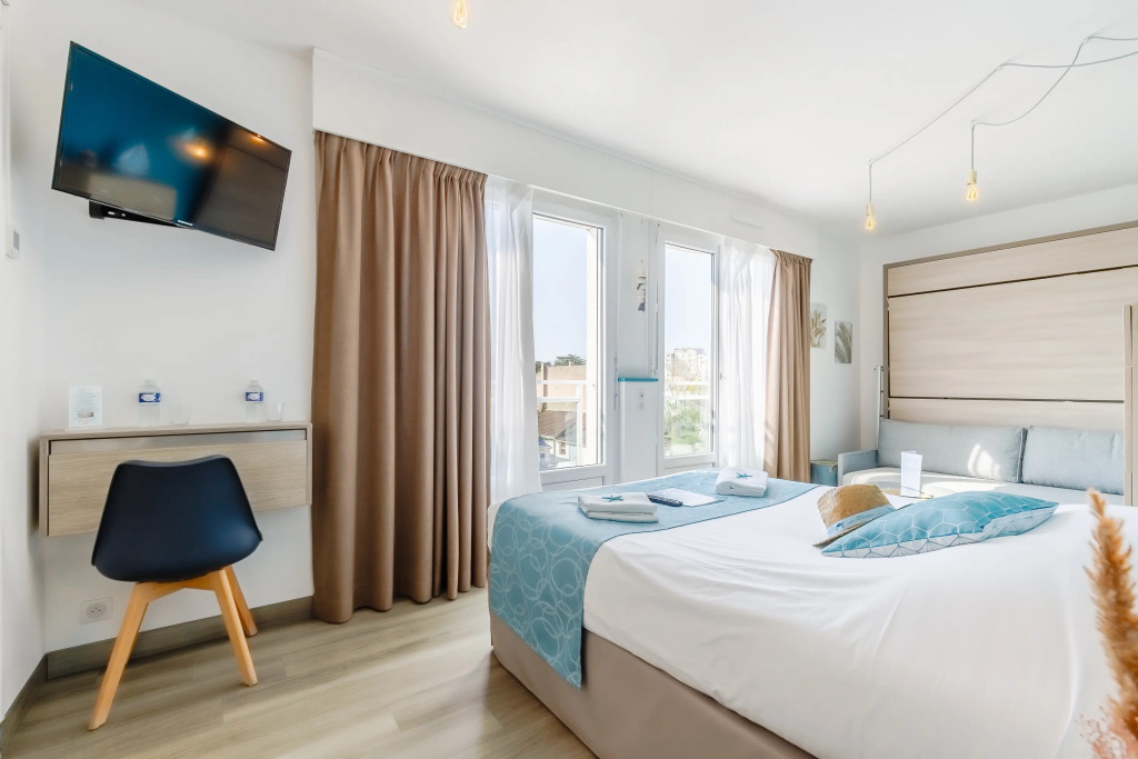 Hotel La Cote Oceane - Saint Jean de Monts- 250m plage