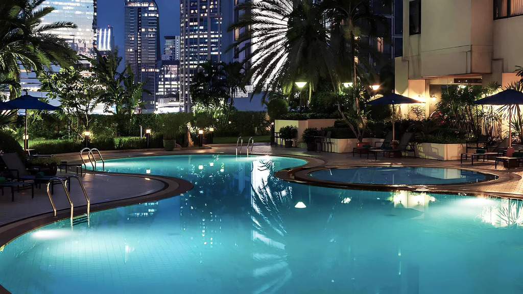 Отель Rembrandt Residences Bangkok