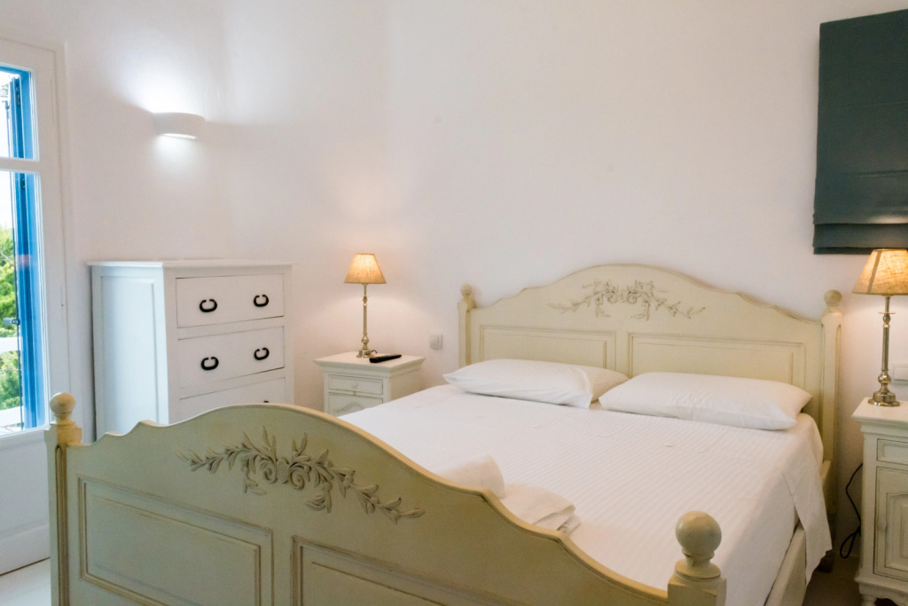 Luxury Chara with Private Pool Villa