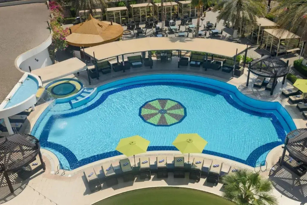 Отель Radisson Blu Hotel, Muscat
