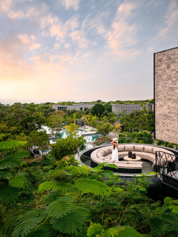 Курортный отель  Hilton Yala