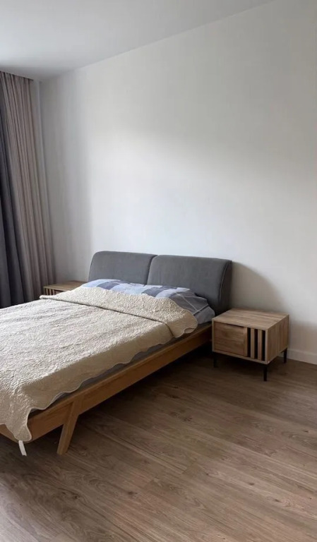 Квартира Атмoсферная Cталинка 50 М² С Видом На Oпеpный Теaтр